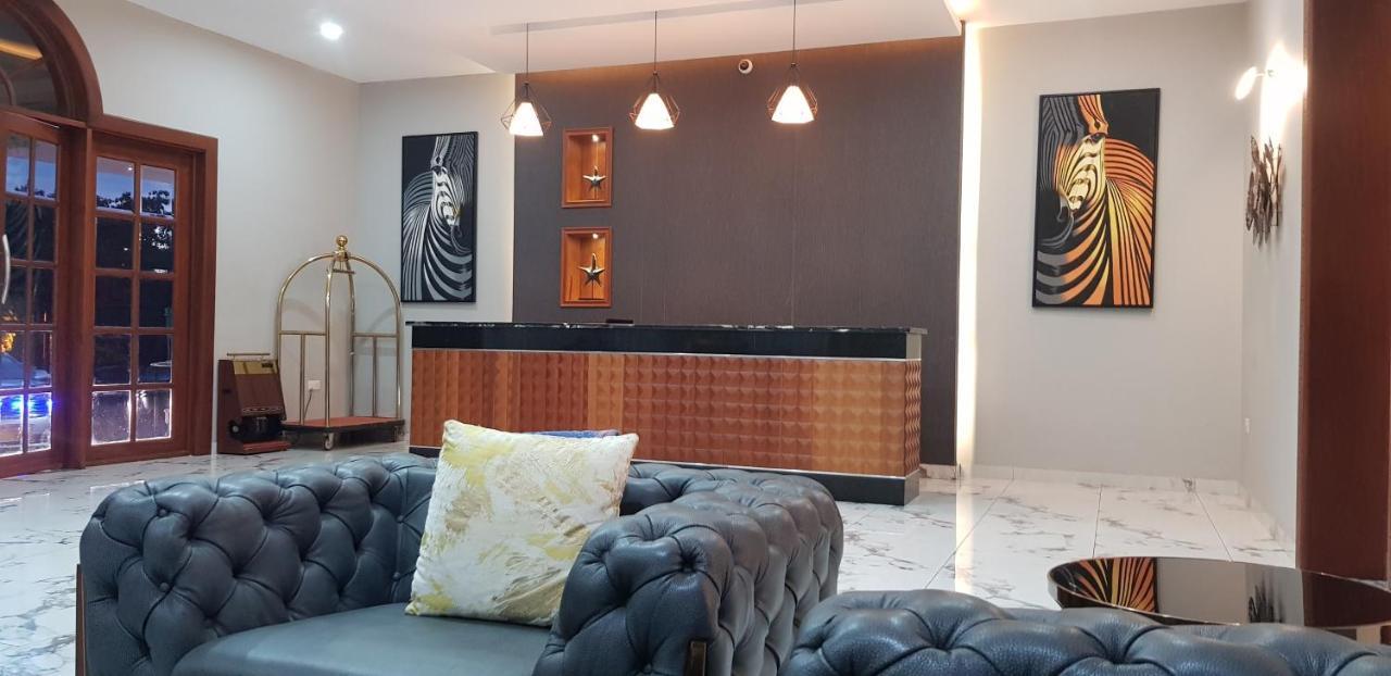Silver Palm Hotel Αρούσα Εξωτερικό φωτογραφία